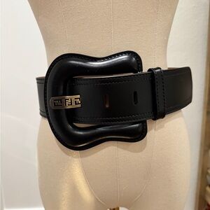 Fendi Black Leather Belt with Oversized Buckle Marked size: 80 / 32